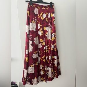 Alice & Olivia Maxi skirt size 0